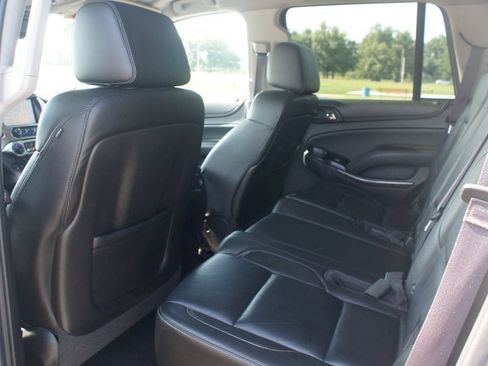 Used 2015 Chevrolet Tahoe LT RWD image 12