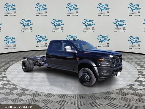 Used 2025 RAM 5500 Tradesman image 3