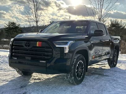 New 2025 Toyota Tundra SR5