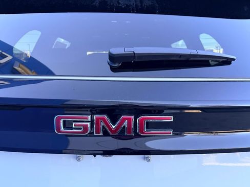 New 2026 GMC Acadia Elevation FWD image 5