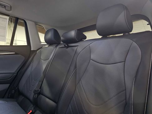 New 2026 Volkswagen Tiguan SE AWD/4WD image 19