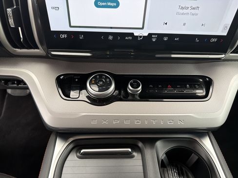 Certified 2025 Ford Expedition Max Active AWD/4WD image 60