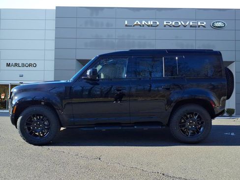 New 2026 Land Rover Defender 110 X-Dynamic SE image 6