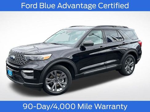 Certified 2021 Ford Explorer XLT w/ Equipment Group 202A AWD/4WD image 1