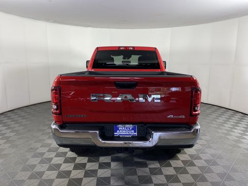 Used 2025 RAM 2500 Big Horn AWD/4WD image 4