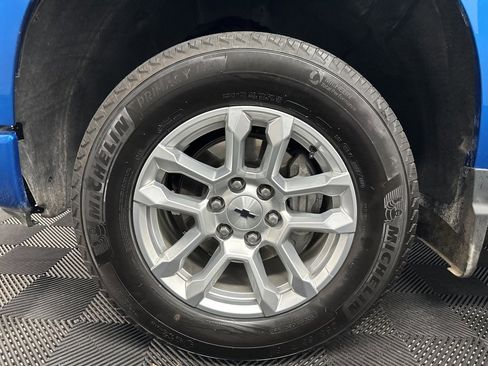 Used 2023 Chevrolet Silverado 1500 RST w/ Convenience Package II image 38