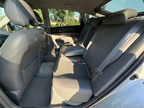 Used 2009 Toyota Prius w/ Pkg 6 FWD image 19