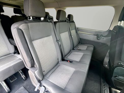 Used 2023 Ford Transit 350 XLT RWD image 17