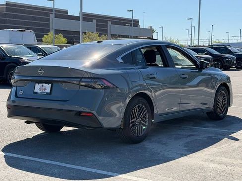 New 2026 Nissan Sentra SV w/ SV Convenience Package FWD image 6