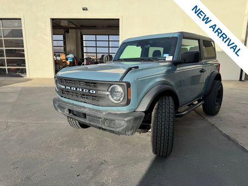 Used 2023 Ford Bronco 2-Door image 3