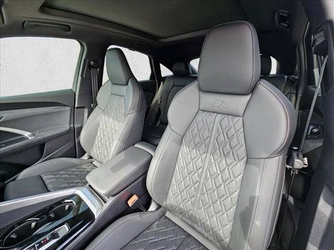 New 2026 Audi SQ5 Prestige AWD/4WD image 12