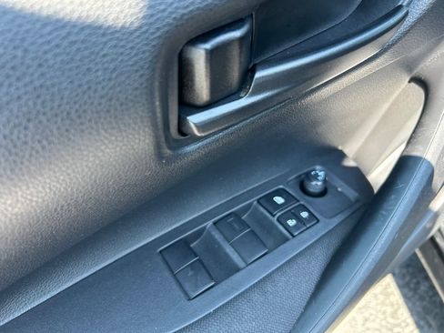 Used 2024 Toyota Corolla LE FWD image 11