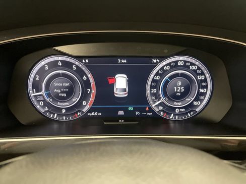 Used 2019 Volkswagen Tiguan SEL Premium R-Line AWD/4WD image 6