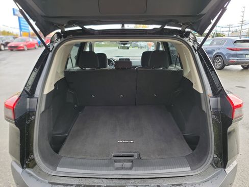 Used 2023 Nissan Rogue SV image 21