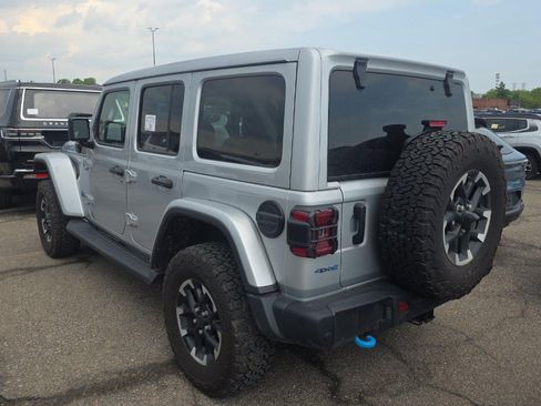 Used 2024 Jeep Wrangler Unlimited Rubicon 4xe AWD/4WD image 6
