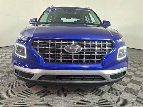 Used 2022 Hyundai Venue Limited image 5