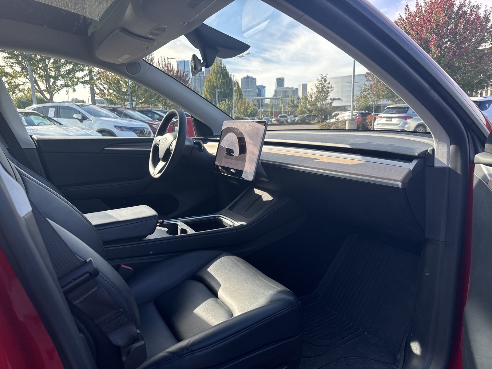 Used 2023 Tesla Model Y Long Range AWD/4WD image 13