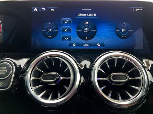 Certified 2025 Mercedes-Benz GLA 250 GLA 250 image 36