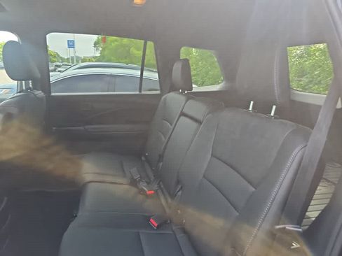 Certified 2023 Honda Passport EX-L image 5