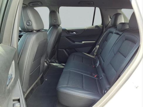 Used 2025 Chevrolet Equinox LT w/ Convenience Package II image 20