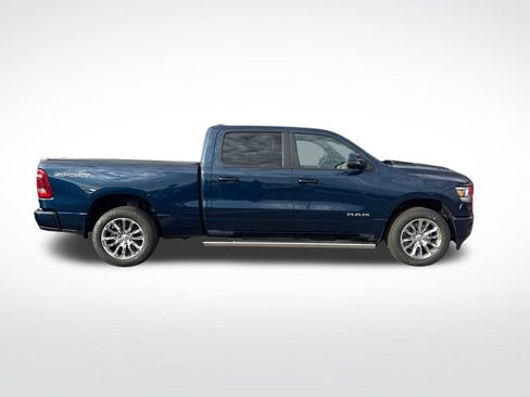 Used 2023 RAM 1500 Laramie AWD/4WD image 7
