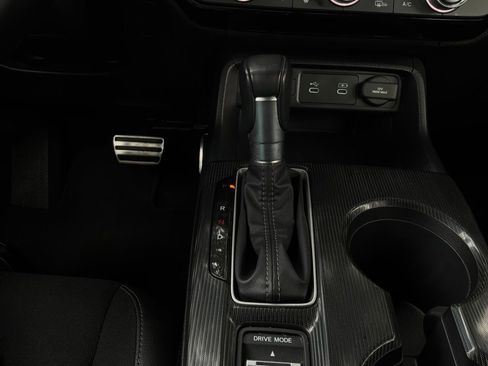 Used 2025 Honda Civic Sport image 22