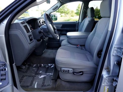 Used 2007 Dodge Ram 2500 Truck SLT image 9