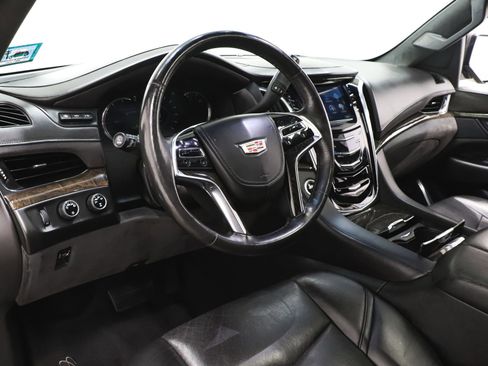 Used 2016 Cadillac Escalade Platinum image 20
