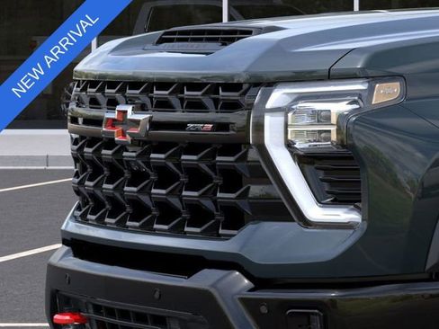 New 2026 Chevrolet Silverado 2500 ZR2 image 13