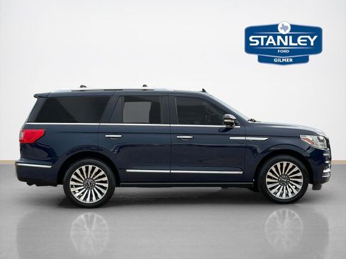 Used 2019 Lincoln Navigator Reserve AWD/4WD image 9