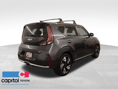 Used 2023 Kia Soul GT-Line FWD image 2
