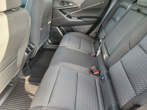 New 2026 Chevrolet Equinox LT w/ LPO, Floor Liner Package FWD image 19