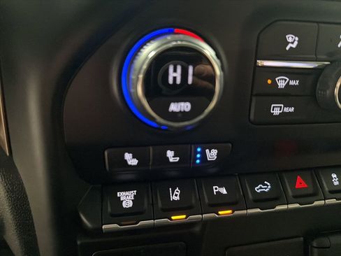 Certified 2021 Chevrolet Silverado 3500 High Country w/ Z71 Off-Road Package image 34