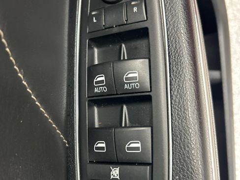 Used 2012 Dodge Charger R/T RWD image 9