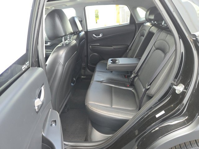 Used 2022 Hyundai Kona Limited AWD/4WD image 27