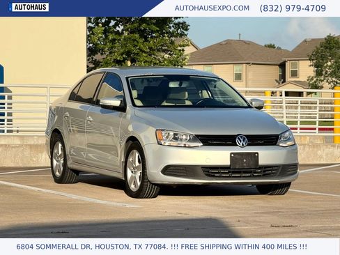 Used 2012 Volkswagen Jetta TDI FWD image 1
