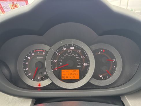 Used 2007 Toyota RAV4 Limited image 25