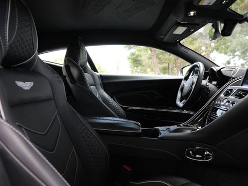 Used 2023 Aston Martin DBS Coupe RWD image 16