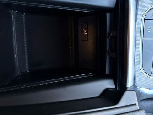 Used 2022 BMW X5 xDrive40i w/ Premium Package image 51