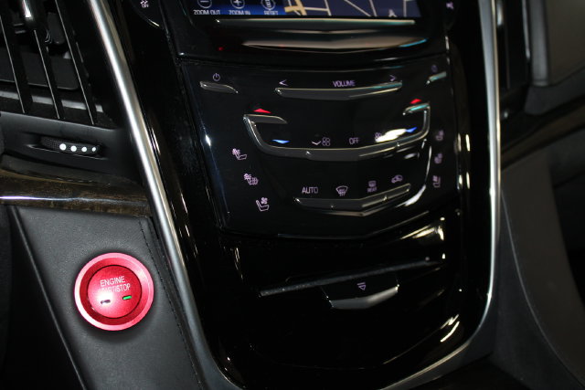 Used 2020 Cadillac Escalade Platinum AWD/4WD image 21