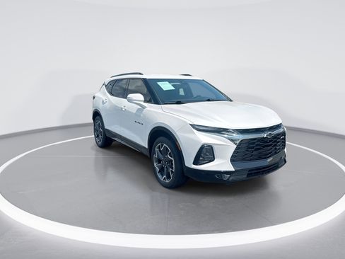 Used 2021 Chevrolet Blazer RS w/ Enhanced Convenience Package FWD image 2