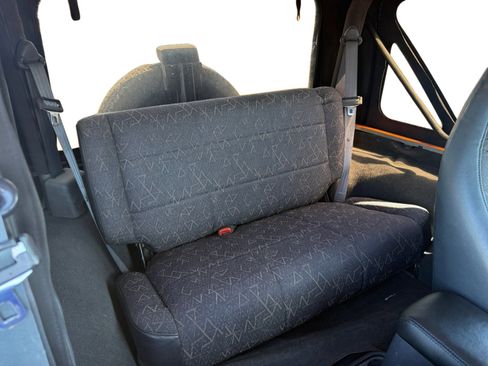 Used 2001 Jeep Wrangler Sport image 18