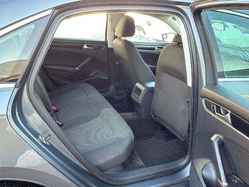 Used 2016 Volkswagen Passat 1.8T S image 26
