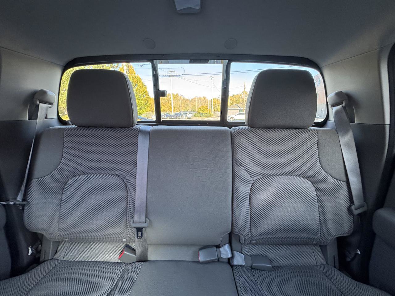 Used 2019 Nissan Frontier SV w/ Value Truck Package AWD/4WD image 12