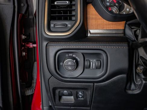 Used 2022 RAM 1500 Limited image 26