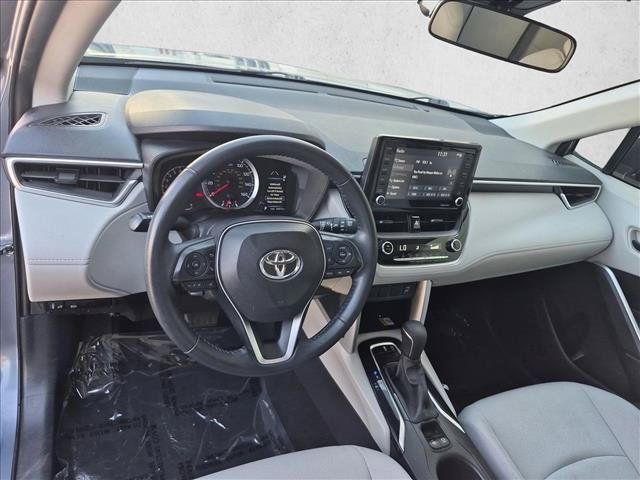 Used 2022 Toyota Corolla Cross LE w/ Moonroof Package AWD/4WD image 10