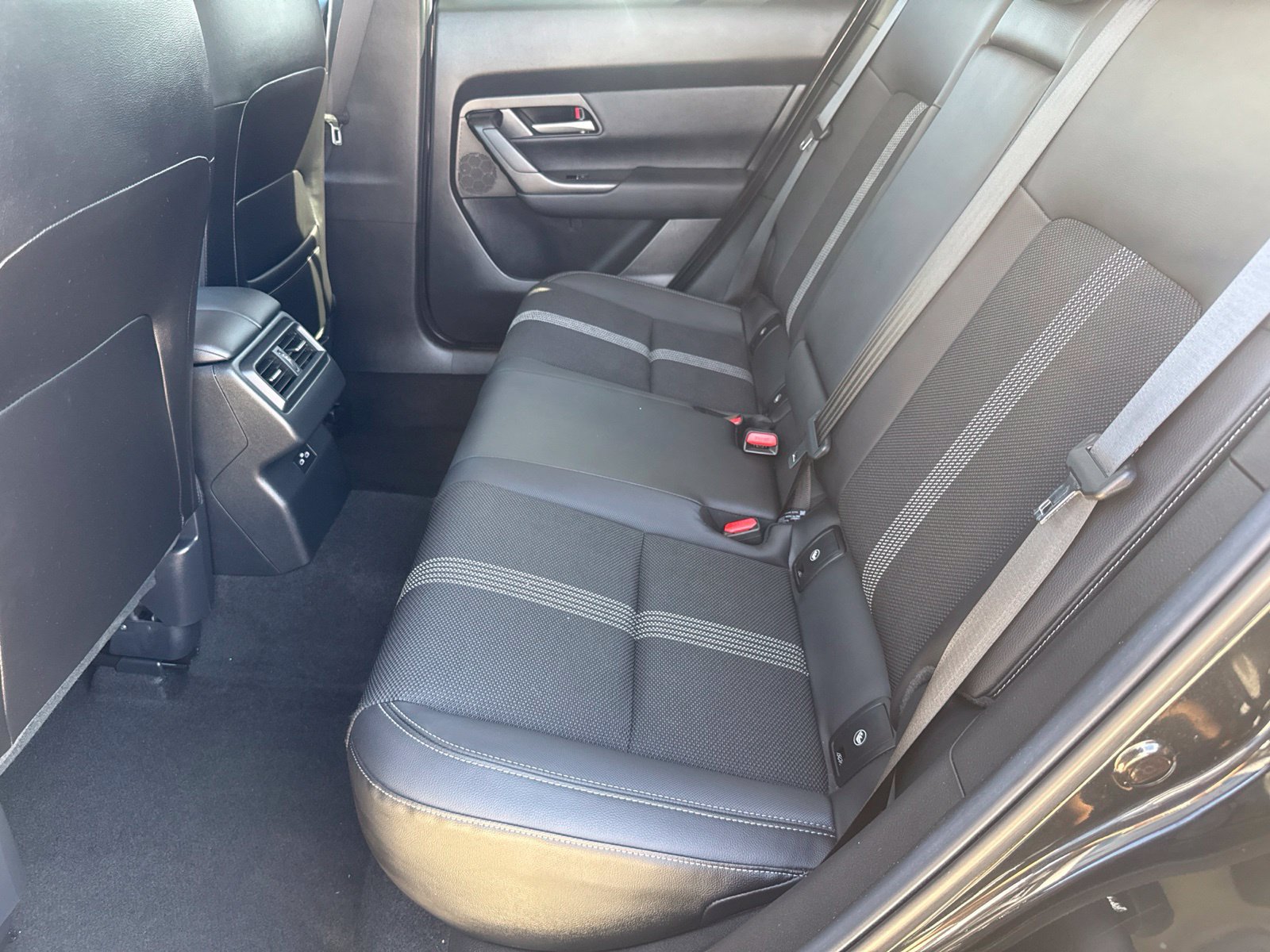 Certified 2026 MAZDA CX-50 AWD 2.5 S w/ Cargo Package image 20