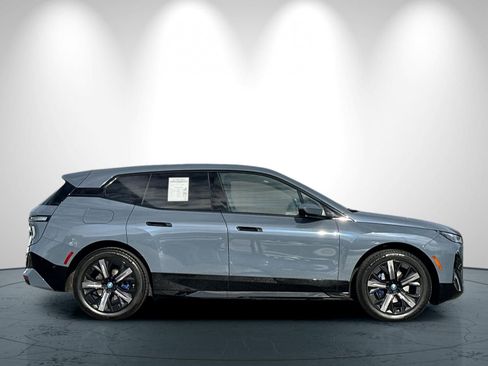Used 2024 BMW iX xDrive50 w/ Sport Package image 3