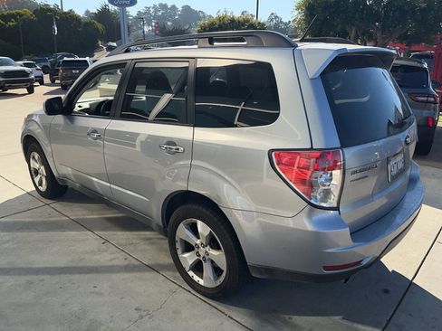 Used 2013 Subaru Forester 2.5XT Premium image 4