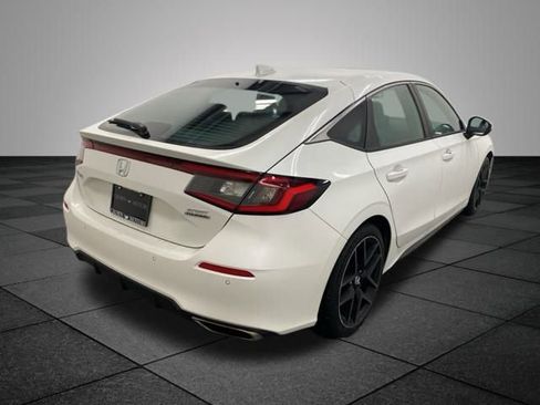 Used 2022 Honda Civic Sport Touring image 6